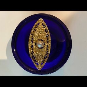 3 for $12.00. Gold Tone Brooch.  Bundle and save.